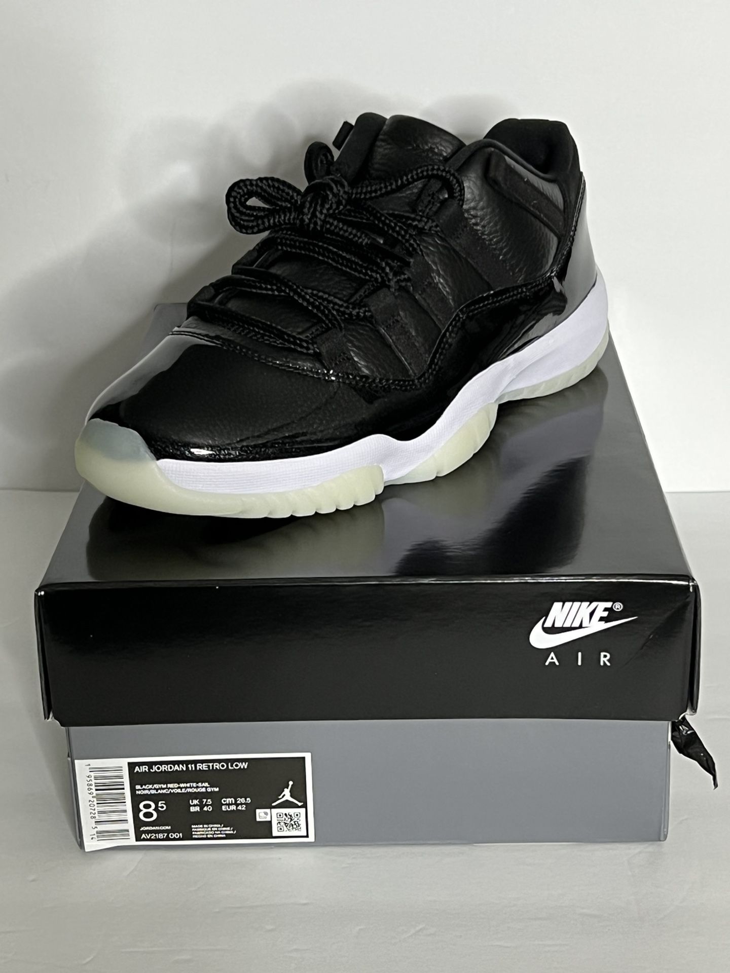 Air Jordan 11 Retro Low 