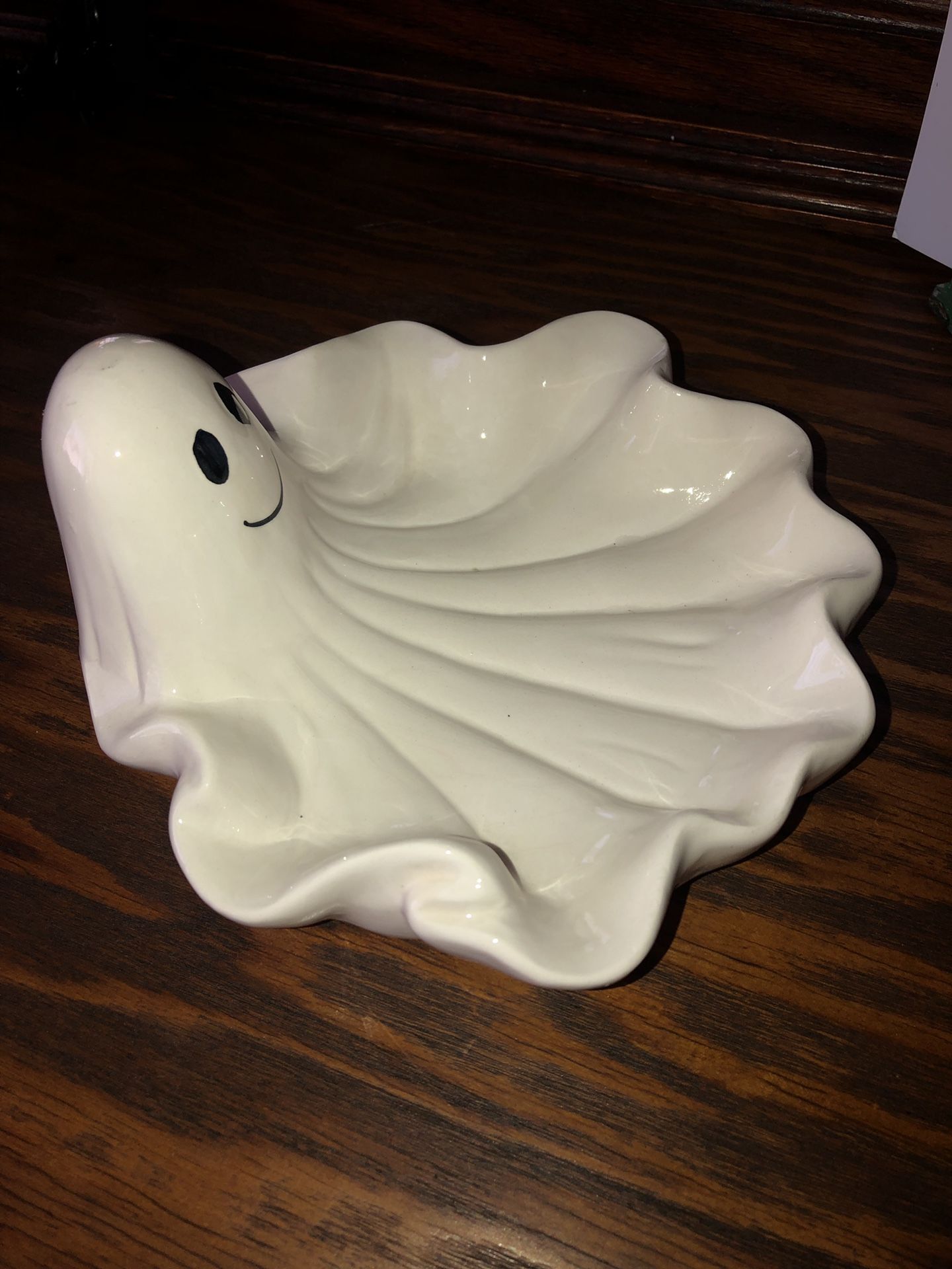Very cute candy Halloween dish. Decoration.