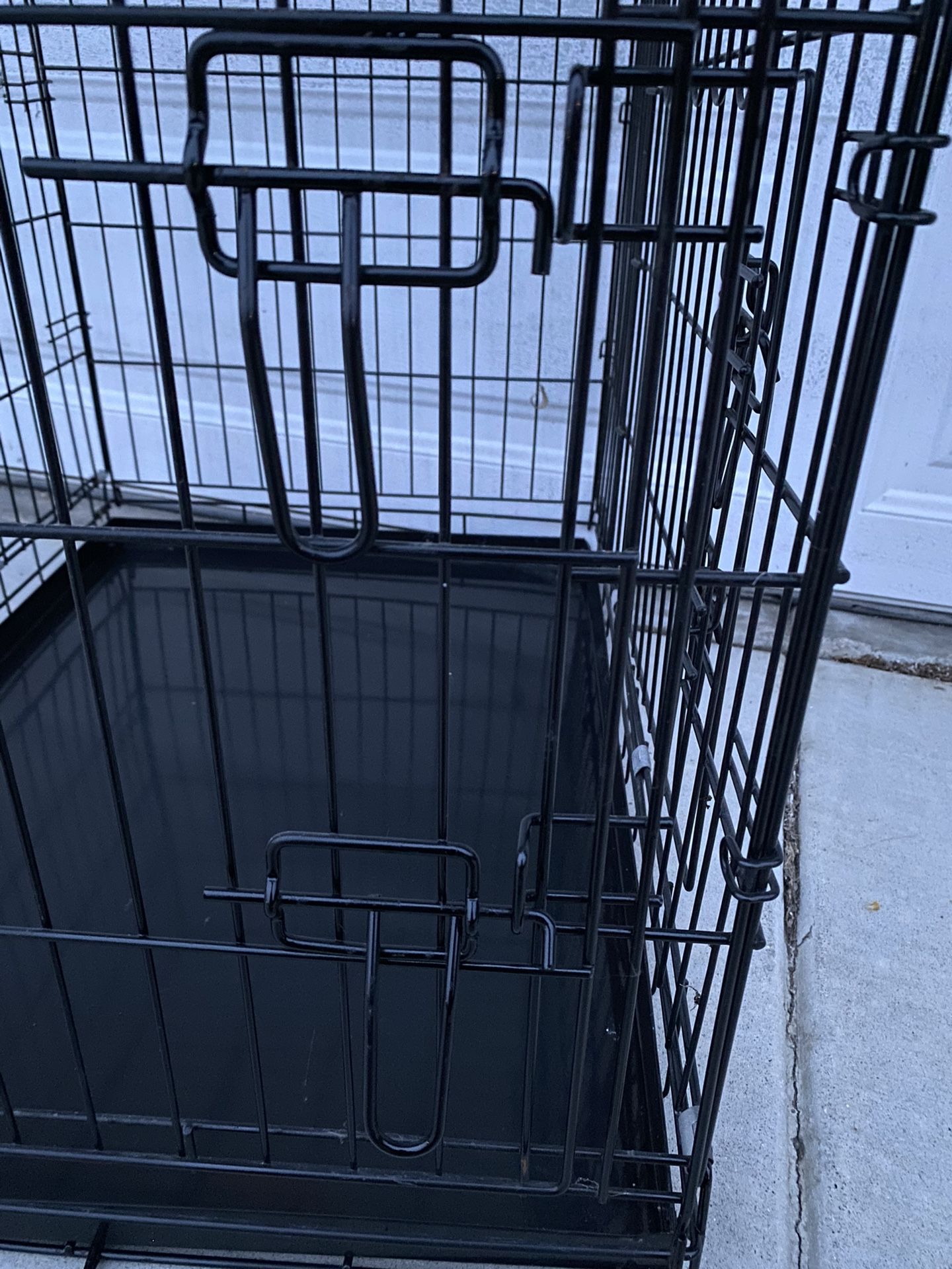 LARGE DOG KENNEL WITH CRATE PAN, THREE DOORS! 