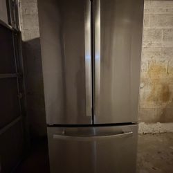 GE 20.8 cu ft. French Door Refrigerator in Fingerprint Resistant Stainless Steel