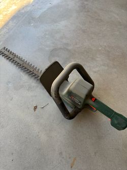 Black & Decker 18” Blade Hedge Trimmer