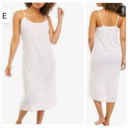 Roudelain Knitted Floral Sleep Dresses Size XL/XXL $10 Each 