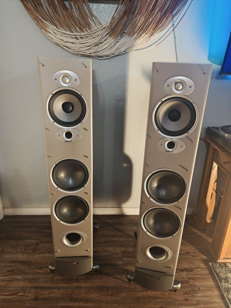 Polk Audio RTi10