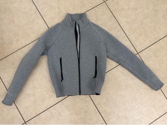 Womens Lululemon jacket size 4 new condition