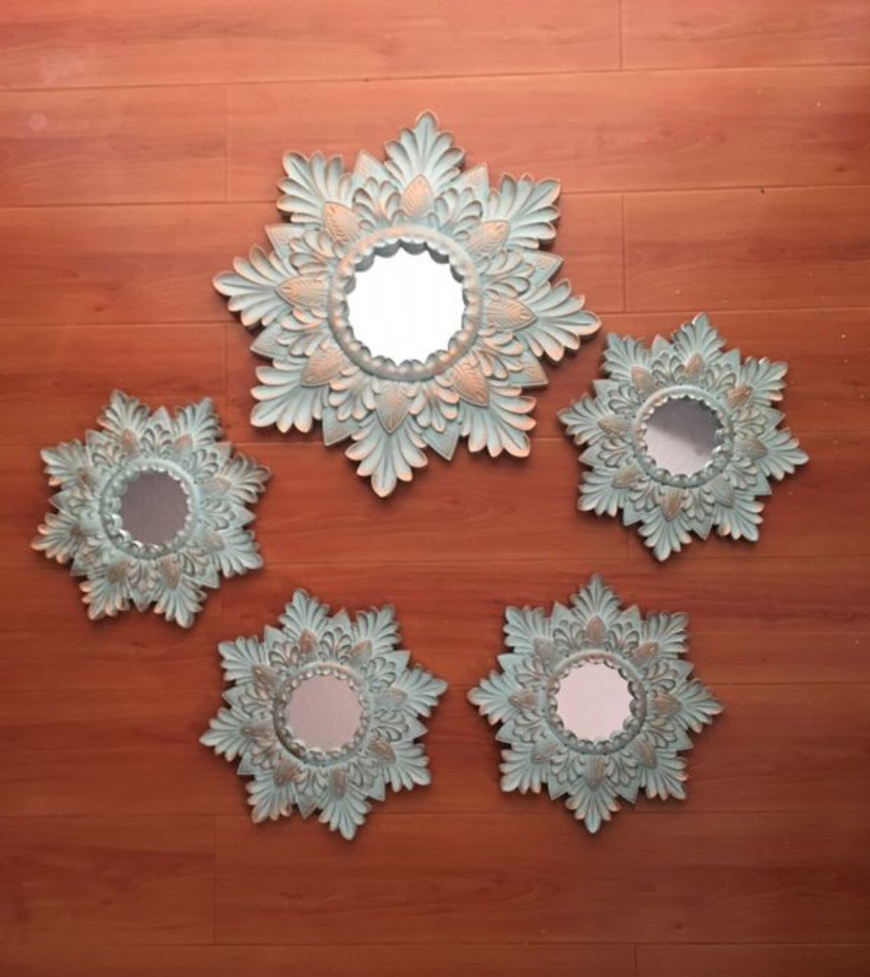 Wall Mirror Decor