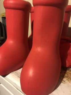 Red Boots 