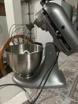 Kitchen Aide Classic Plus Stand Mixer