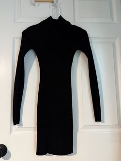XS fitted long sleeve dress