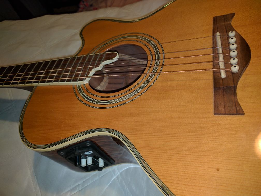 Charvel Jackson 625C acoustic/electric guitar