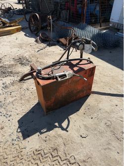 Fuel transfer tank