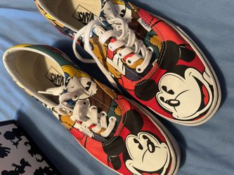 Vans Mickey and Friends Era 9.5