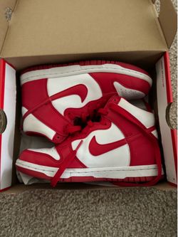 Nike dunk high red size 4.5Y (6women)