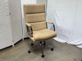Neutral Oatmeal Rolling Office Chair