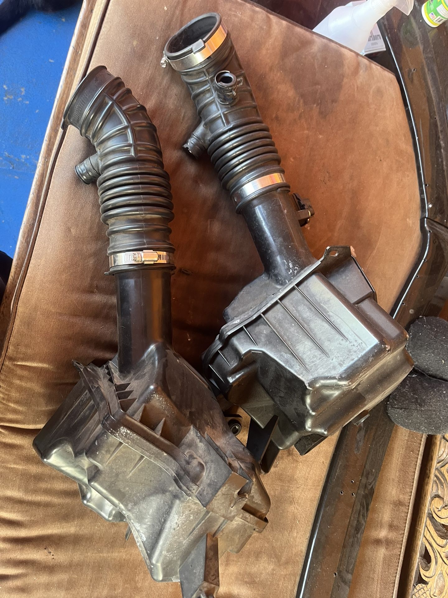 Infiniti G35 Stock Intakes