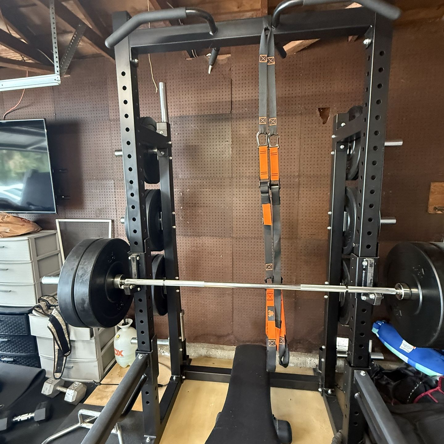 Weight Rig C Full Weight Rig With 700lbs Of Plates/ Bench for Sale in Long Beach, CA ...