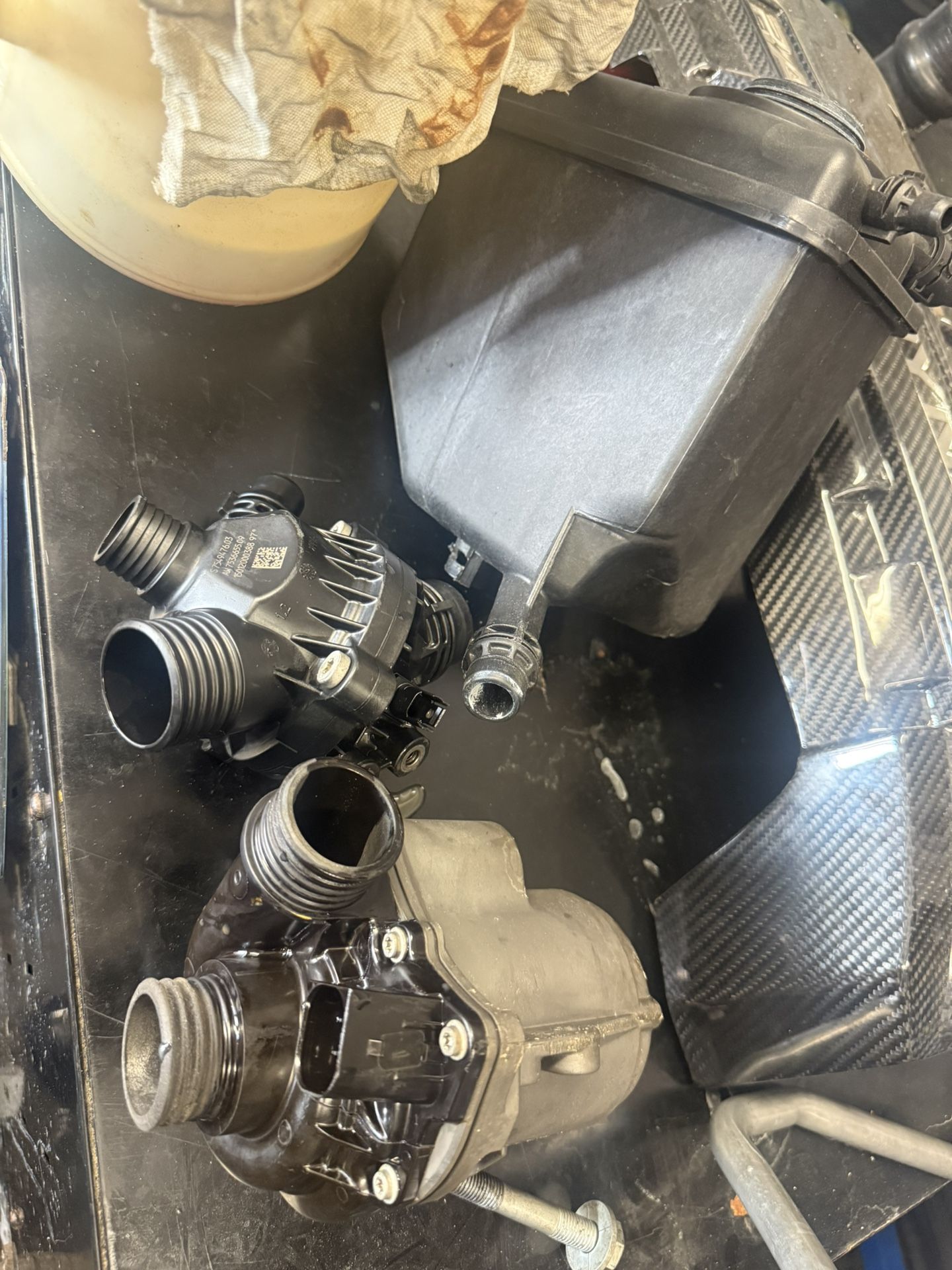 BMW N54 335 535 Water Pump Thermostat 