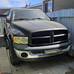03 Ram Quad 1500 4x4