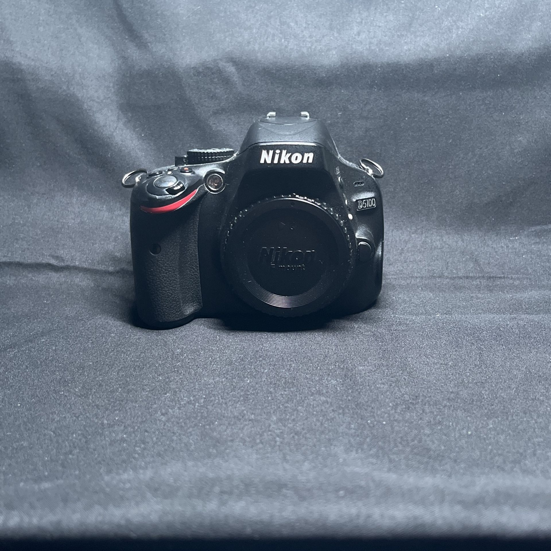 Nikon D5100