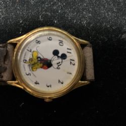 Walt Disney Mickey Mouse watch vintage