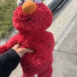 Kaws Elmo