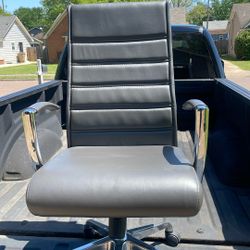 Leather Task Chair 