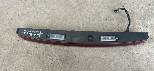 2022-2023 Kia Forte Center Tail Light w/ CAMERA