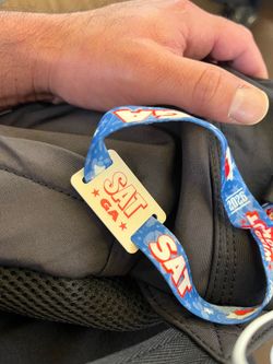 Windy City Sat wrist band qty 1