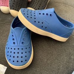 Natives Size 10c