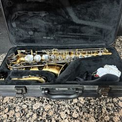 Yamaha Eb Alto Saxophone