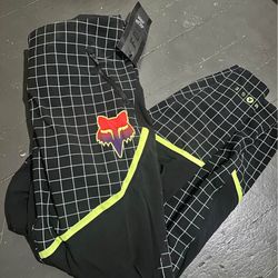 Female Mtn Bike Pants NEW 