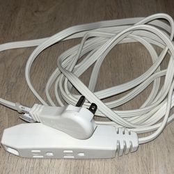 Utilitech 15ft White Extension Cord With A 3 Outlet Power Strip