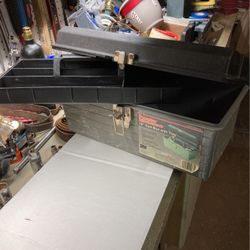 16’’ Tool Box