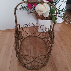 Vintage Metal Mesh Utility Decor Basket 