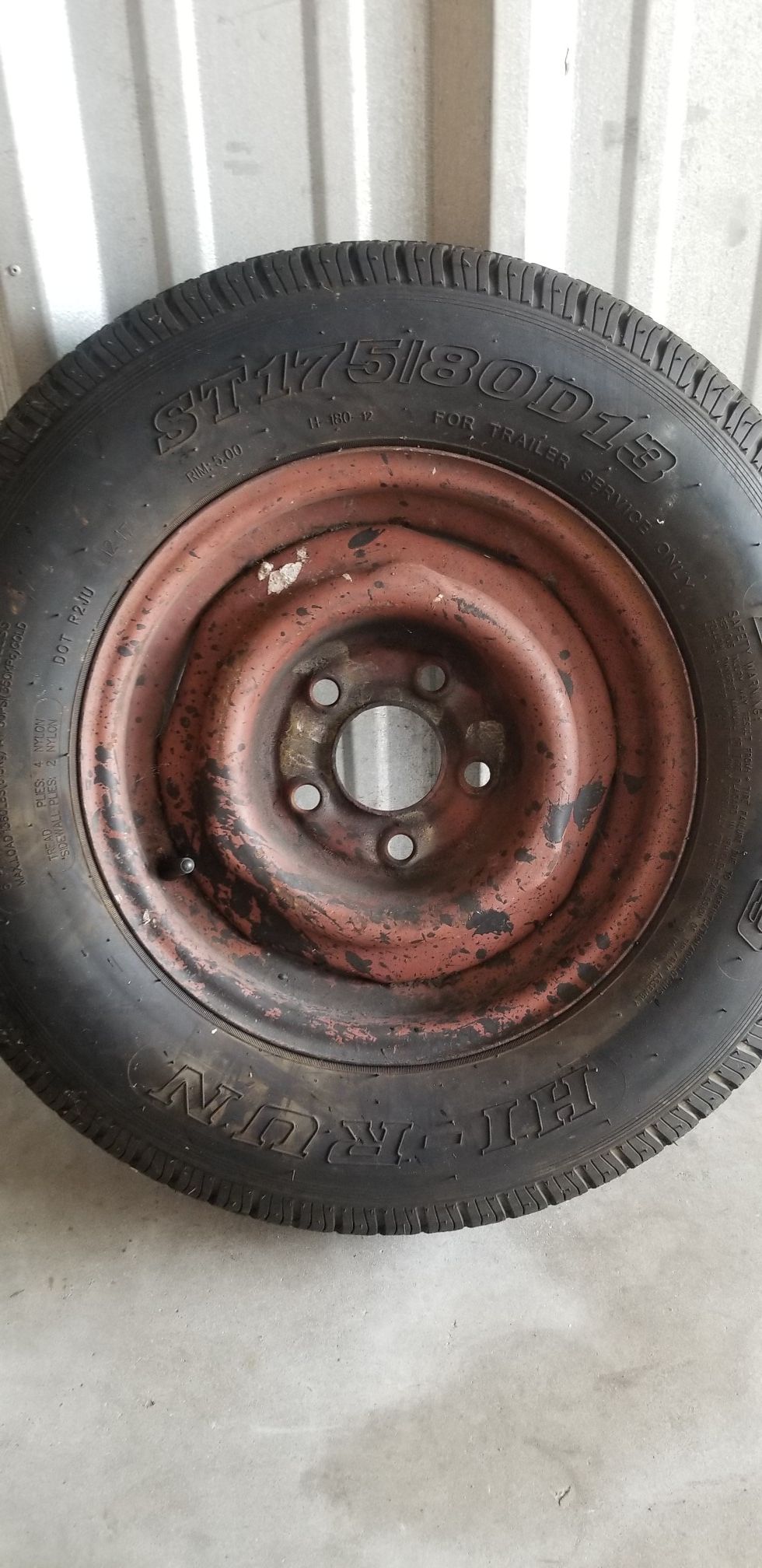 13 trailer tires