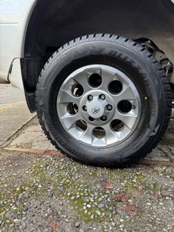 WINTER Set of (4) 265/65R17 GX470 Tires, Wheels