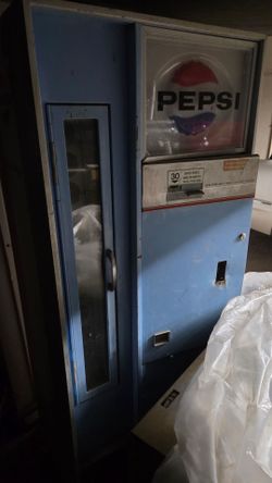 VF90B-C listed at auction as a circa-1960 machine in original, unrestored condition