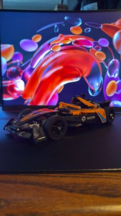 Lego Technic NEOM McLaren Formula Set 42169