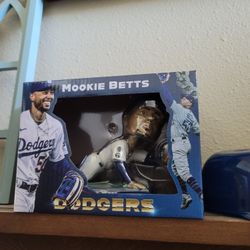 Mookie Heads Bobble head 