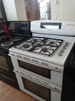Dual Fuel Gas And Electric Range