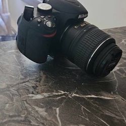 Nikon D3200 With Lens $200