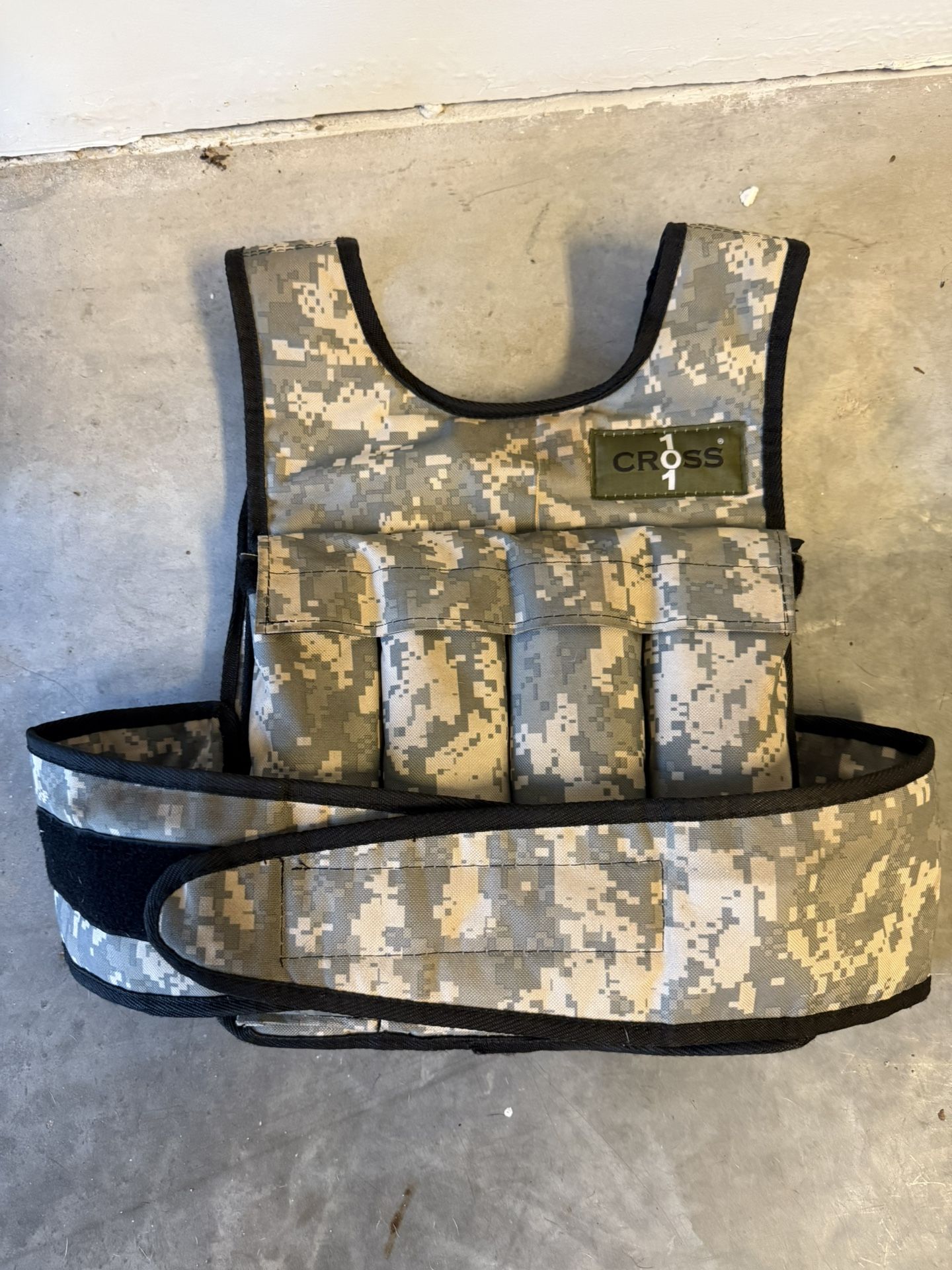 Camouflage Adjustable Weighted Vest Without Shoulder Pads (40)