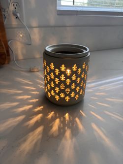 Lamp With Oil Burner