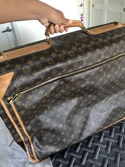 Vintage Louis Vuitton garment carrier