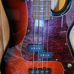 Squier Standard Pj Bass