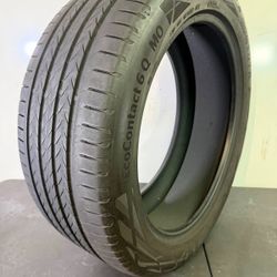 V796  285 45 22 114Y  Continental  EcoContact 6Q  One Used Tire 80% Life 