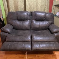 Loveseat 