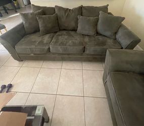 Moving Sale not free make a reasonable offer