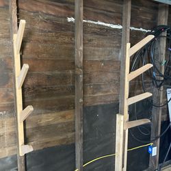 Surfboard or paddleboard rack