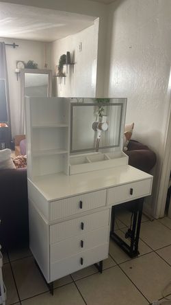 Bedroom Vanity with LED Mirror