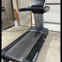 Free Motion treadmill
